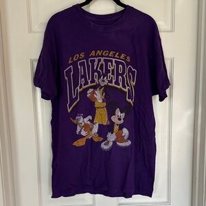Los Angeles Lakers Disney x Junk Food T-shirt Mickey Mouse Goofy Donald Medium